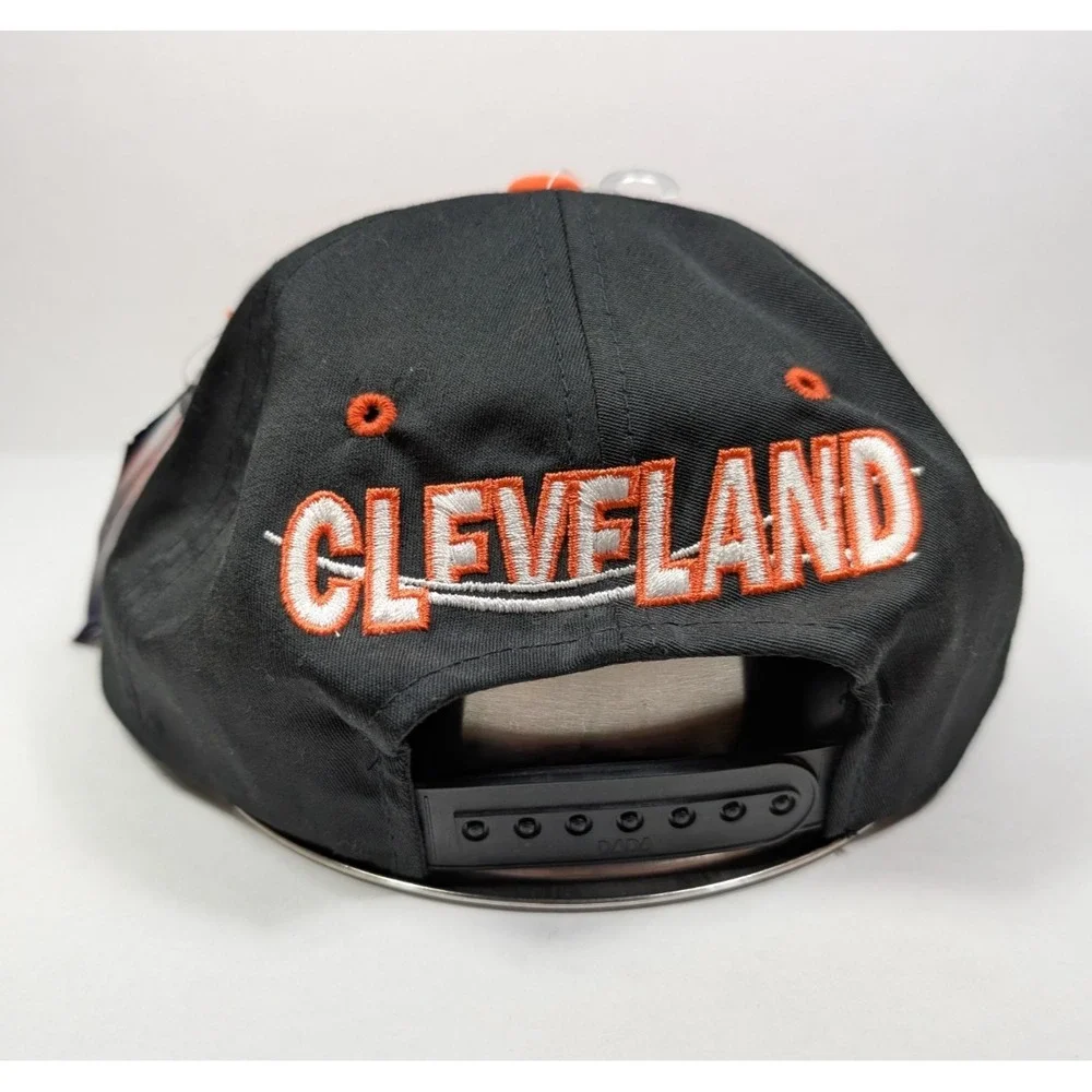 Vintage‎ Cleveland Browns Hat NWT 90s Spellout NFL Snapback